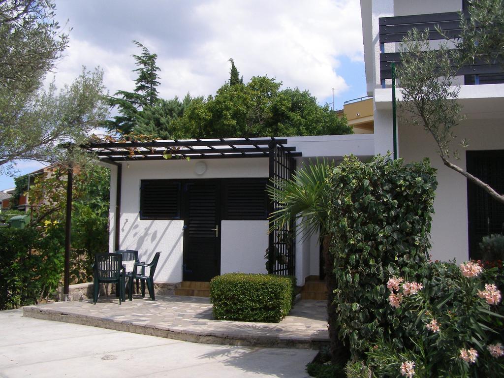 Apartments Dunoti Krk Town Room photo
